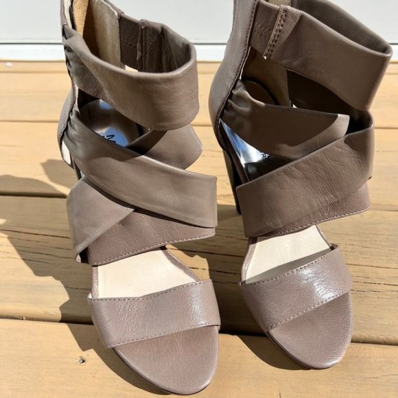 Michael Kors Leather Heels Toe Tan Ankle - Picture 3 of 5